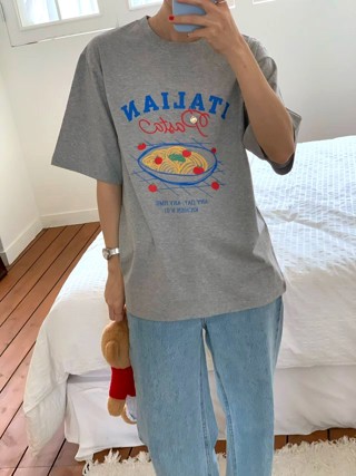 灰色