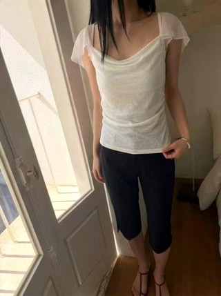 白色