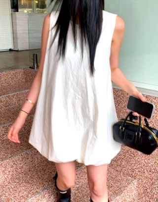 白色