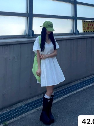 白色
