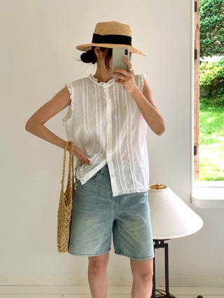 白色