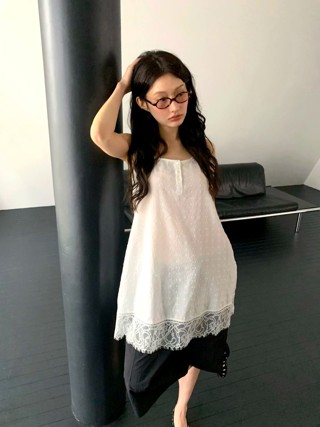 白色