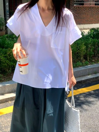 白色