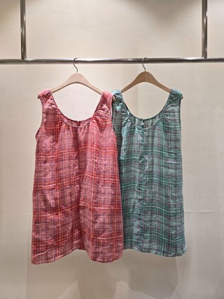 红色