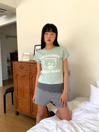 绿色
