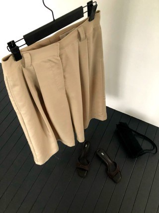 米色