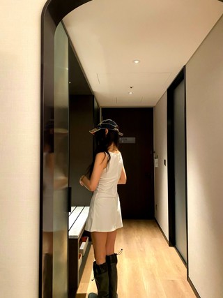 白色