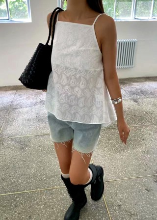 白色
