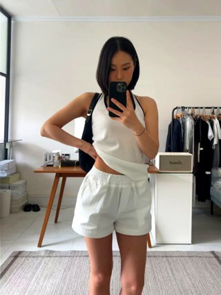 白色