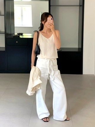 白色