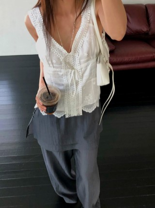 白色