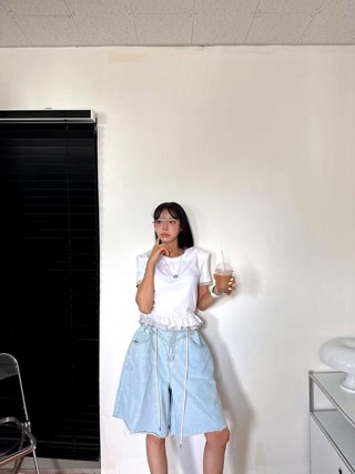 白色