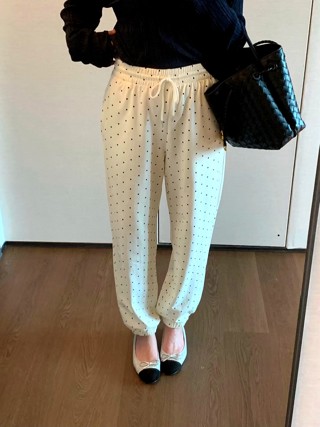 白色