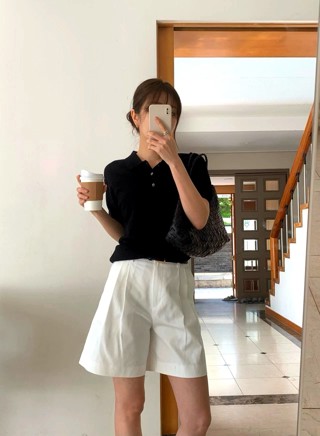 黑色