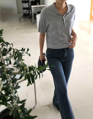 灰色