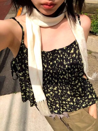 黑色