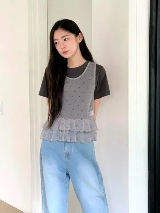 灰色