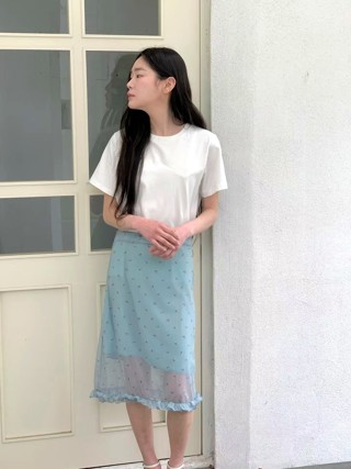 蓝色