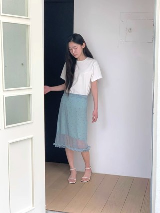 蓝色