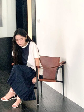 白色