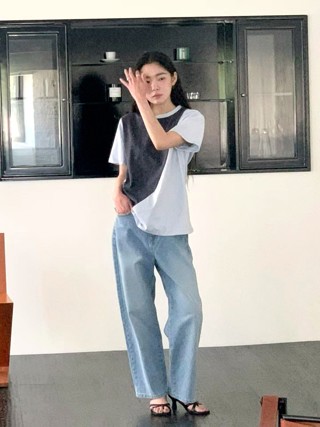 蓝色