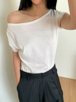 白色