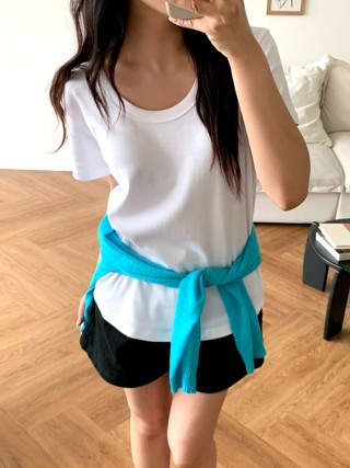 白色