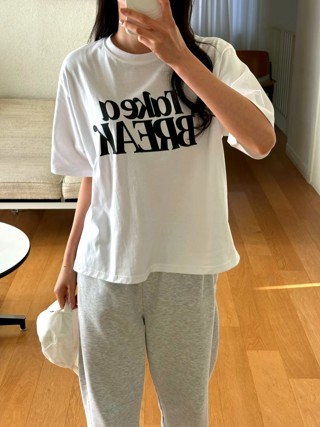 白色