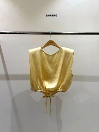 黄色