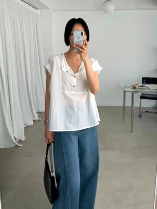 白色