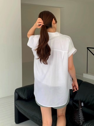 白色