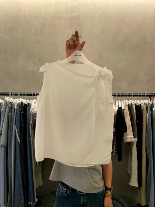 白色
