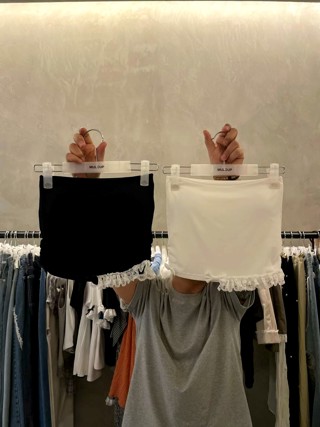 白色