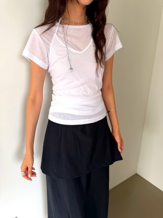 白色