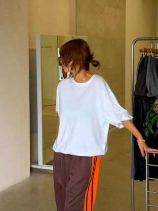 白色