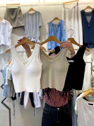 白色