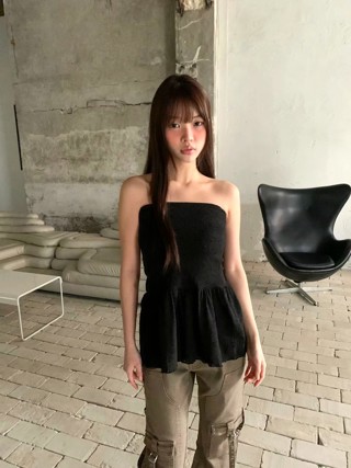 黑色