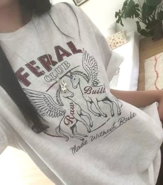 灰色
