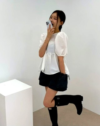 白色