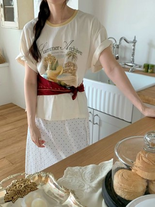 白色