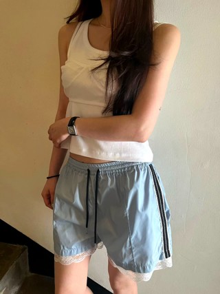蓝色