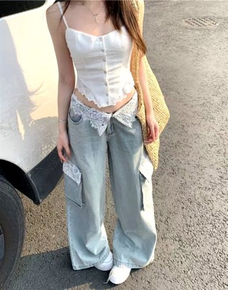 白色