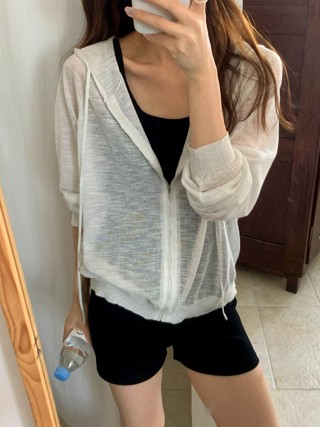 白色