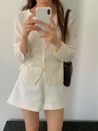 白色