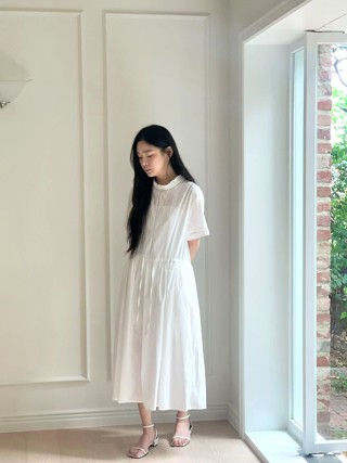 白色