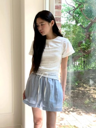 白色