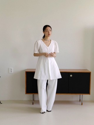 白色