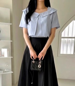 蓝色