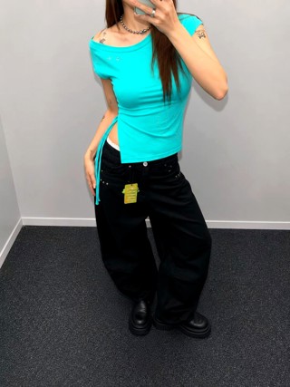 蓝色