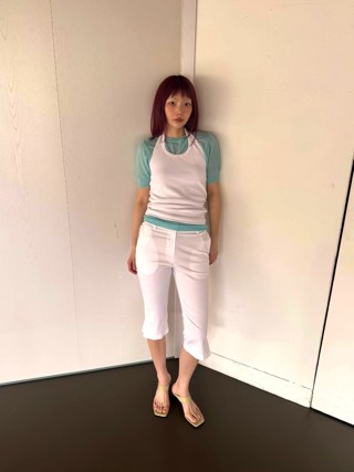 白色